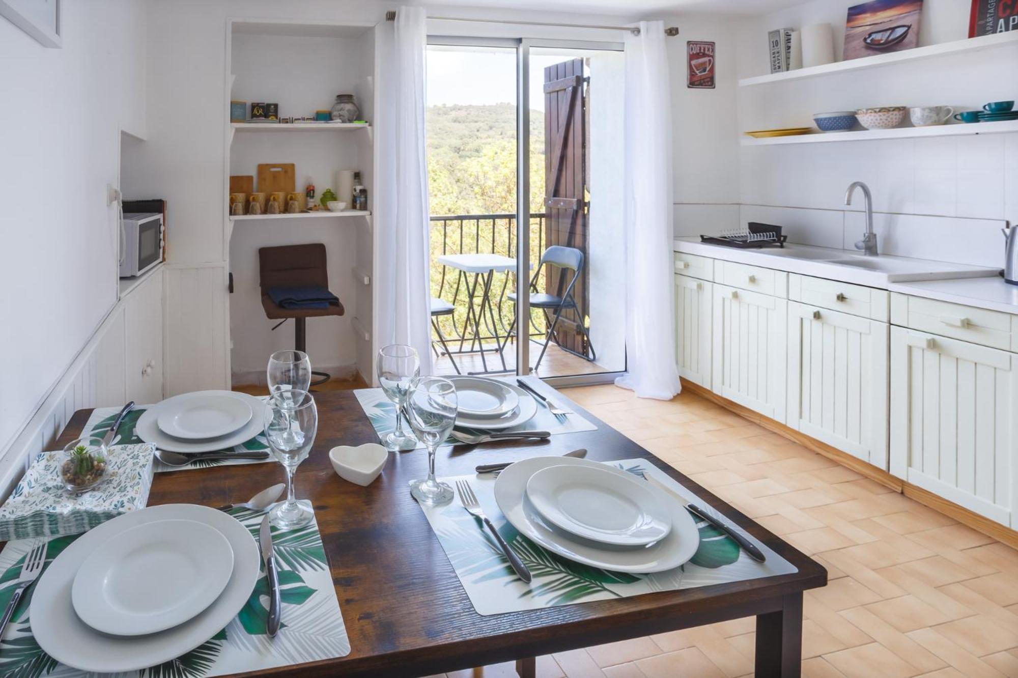 Cosy Apartment In Ancient Gabian With River And Vineyard Views Extérieur photo